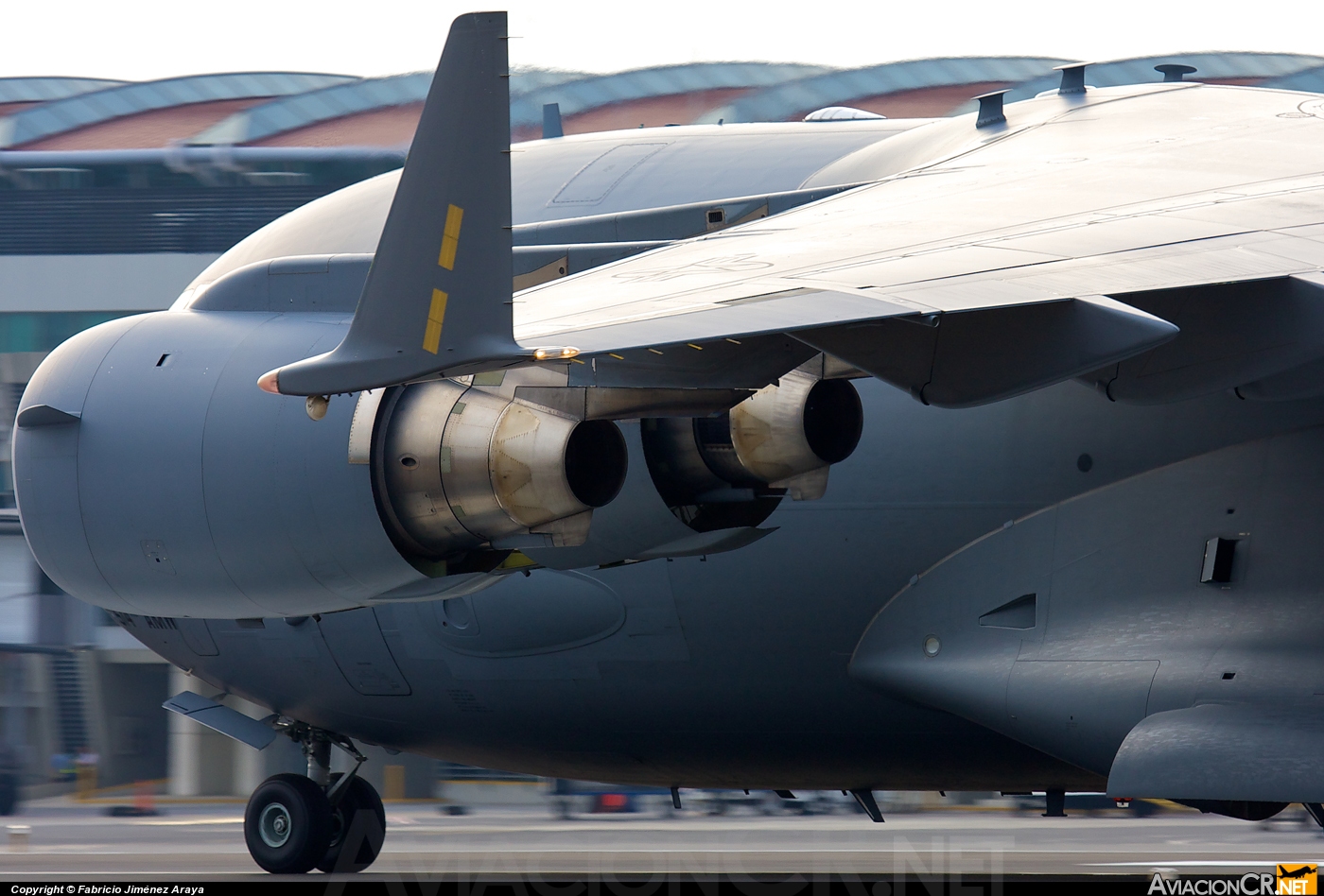 04-4136 - Boeing C-17A Globemaster III - USAF - United States Air Force - Fuerza Aerea de EE.UU