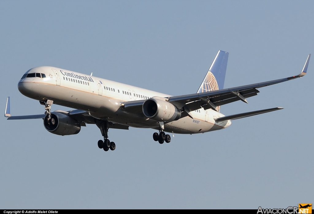 N14107 - Boeing 757-224 - Continental Airlines