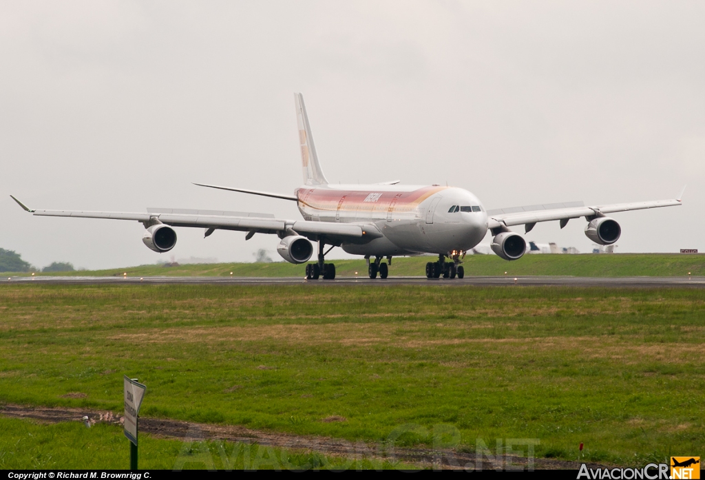 EC-LKS - Airbus A340-313X - Iberia