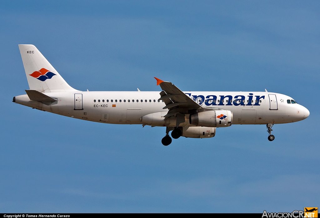 EC-KEC - Airbus A320-232 - Spanair