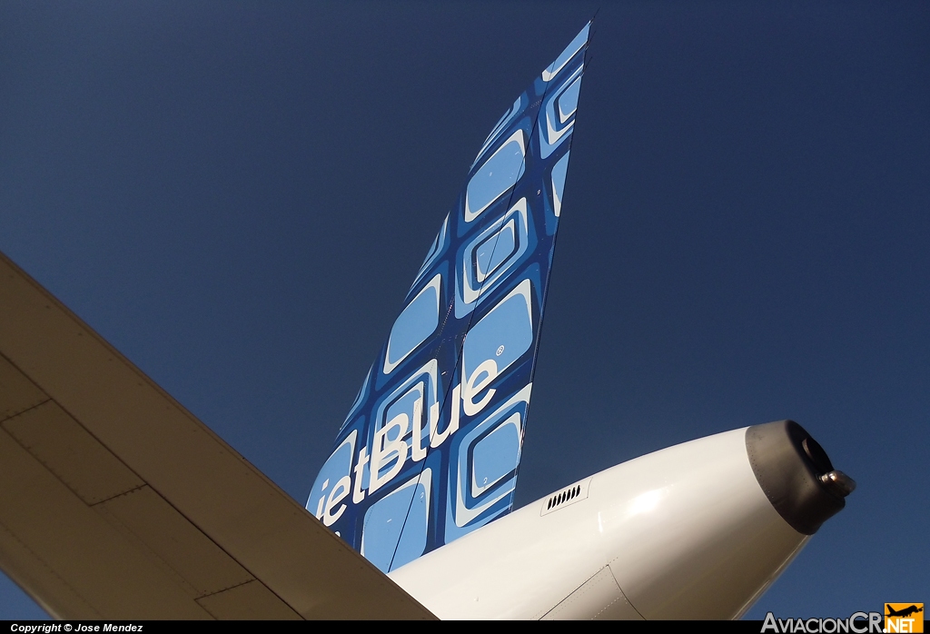 N587JB - Airbus A320-232 - Jet Blue