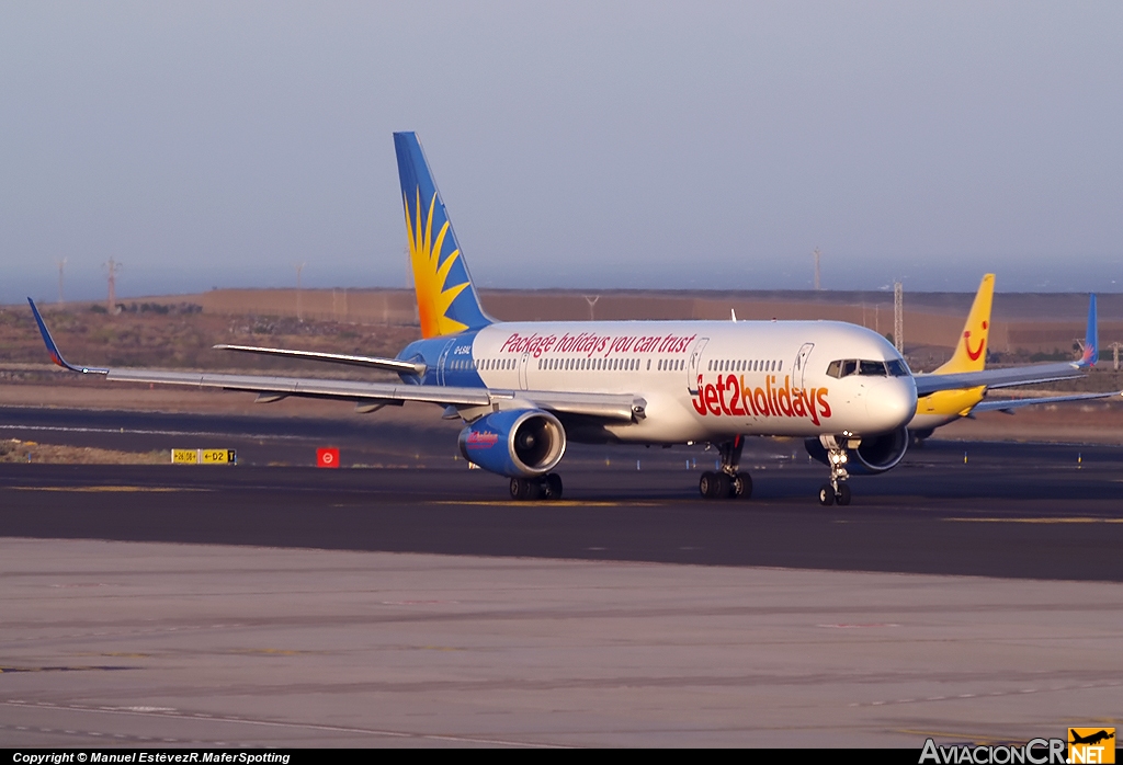 G-LSAL - Boeing 757-204 - Jet2.com