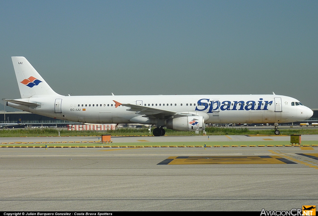 EC-IJU - Airbus A321-231 - Spanair