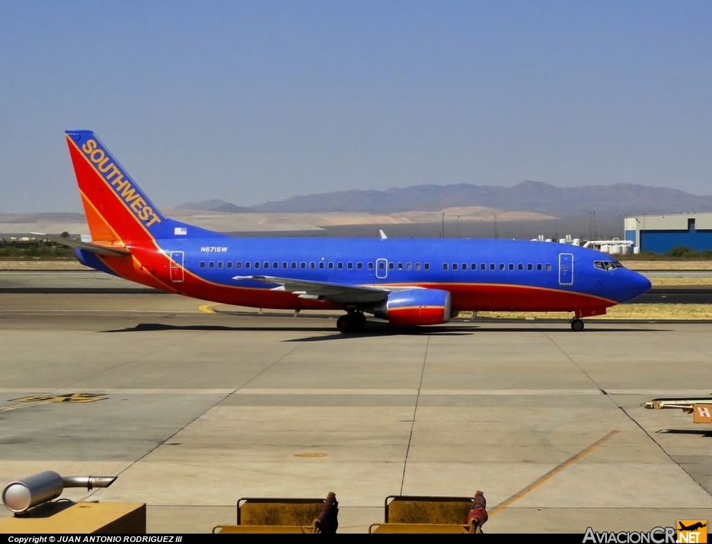 N671SW - Boeing 737-3H4 - Southwest Airlines