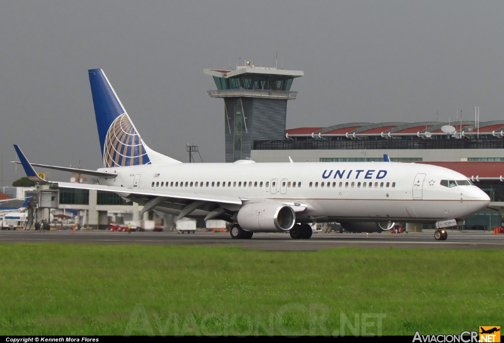N12238 - Boeing 737-824 - UNITED (United-Continental)