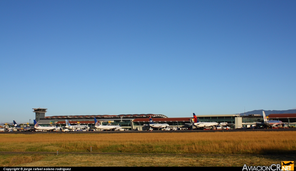 MROC - Aeropuerto - Rampa