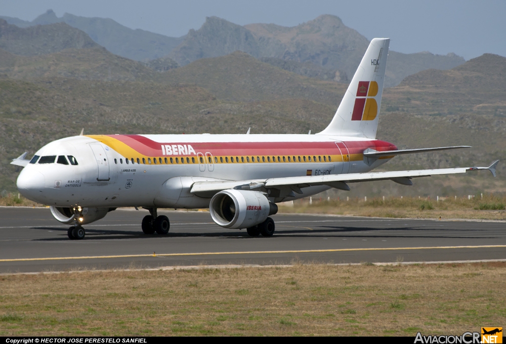 EC-HDK - Airbus A320-214 - Iberia