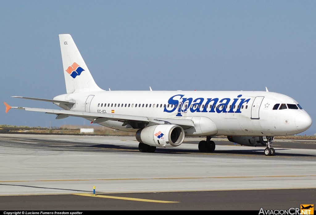 EC-ICL - Airbus A320-232 - Spanair