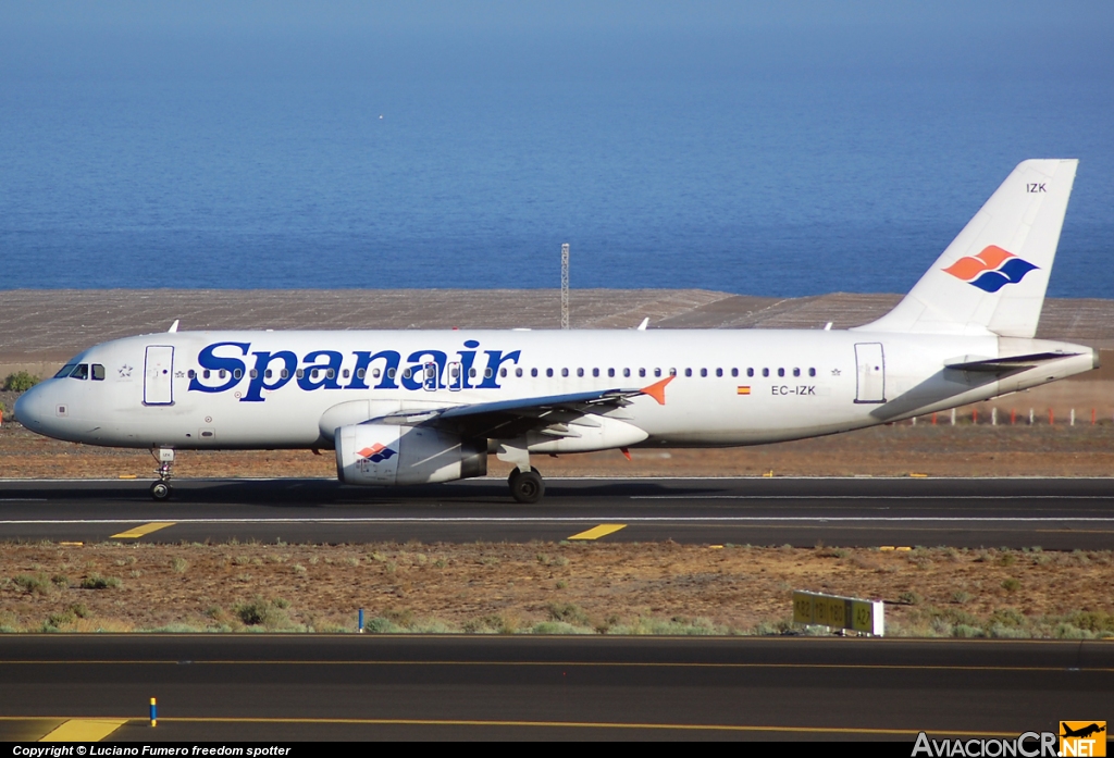 EC-IZK - Airbus A320-232 - Spanair