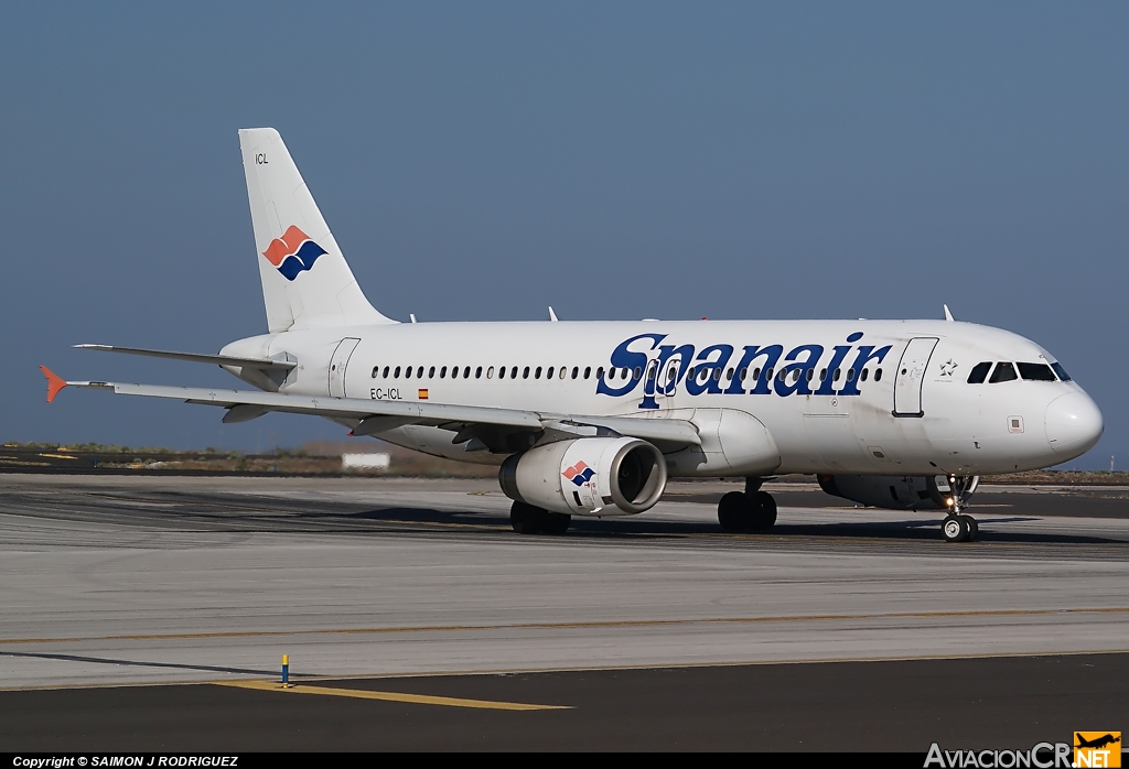 EC-ICL - Airbus A320-232 - Spanair