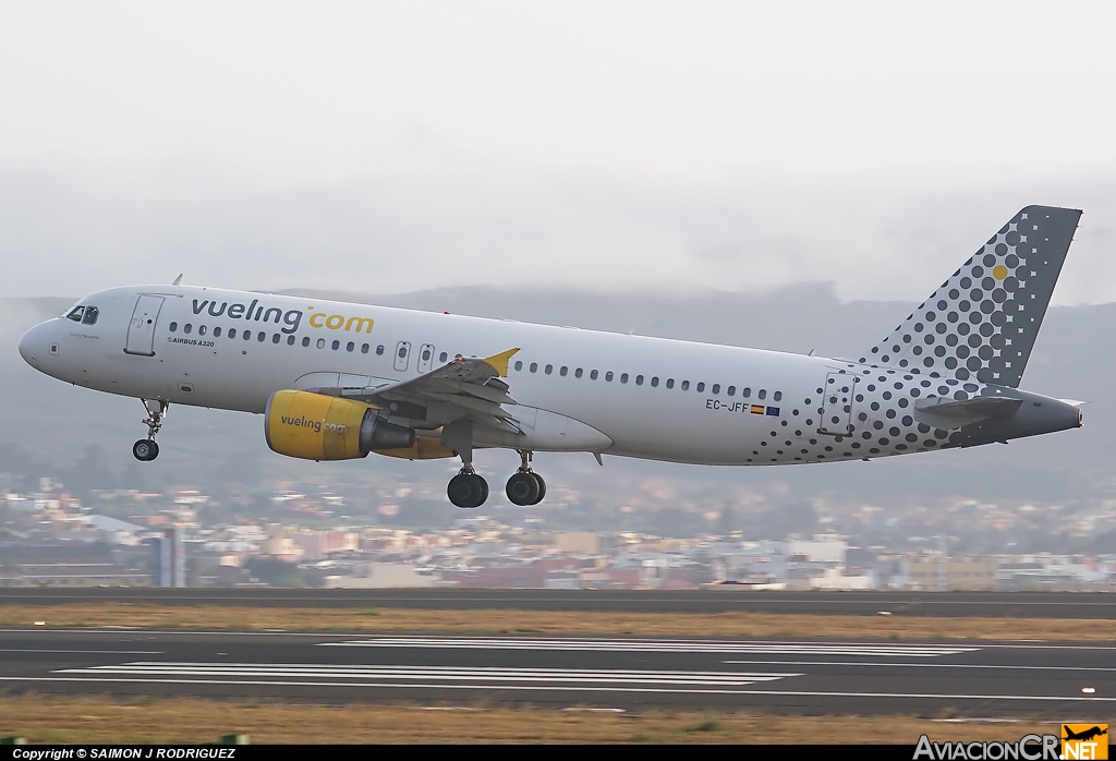 EC-JFF - Airbus A320-214 - Vueling