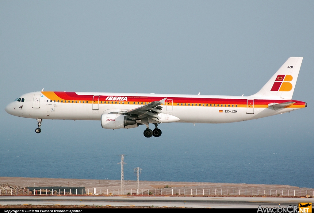 EC-JZM - Airbus A321-211 - Iberia