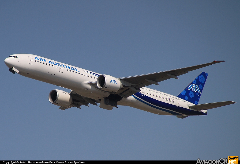 F-ONOU - Boeing 777-381/ER - AIR AUSTRAL