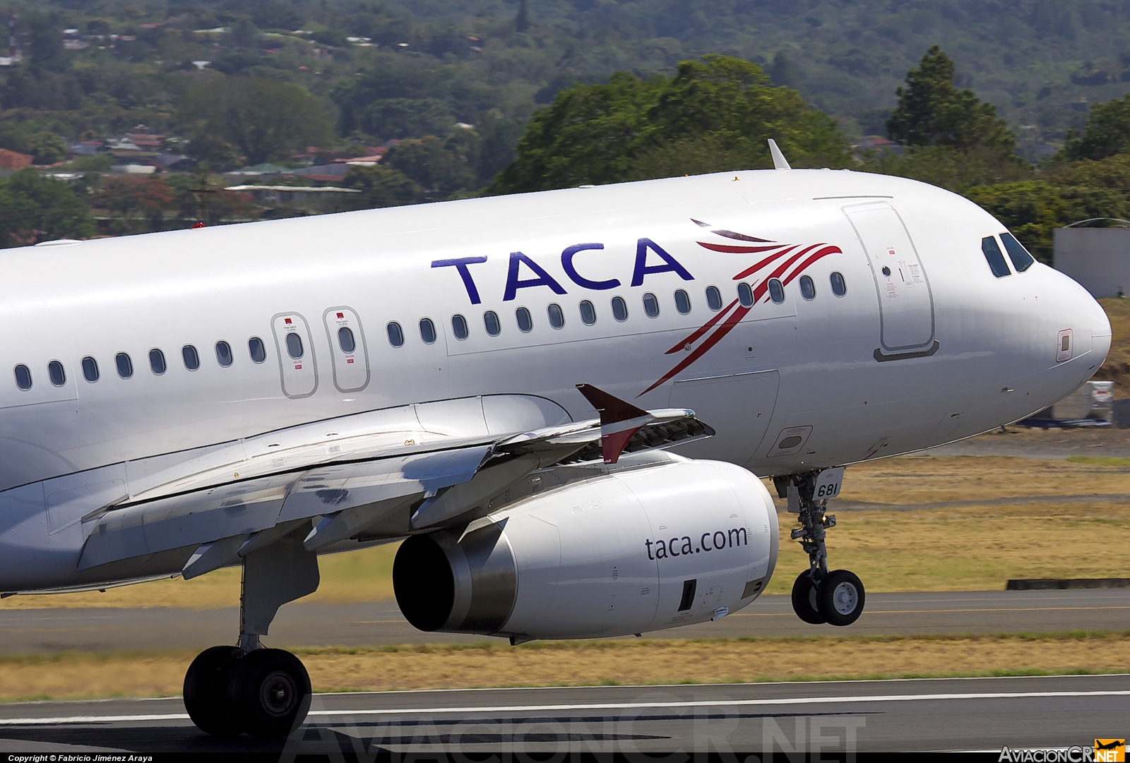 N681TA - Airbus A320-233 - TACA