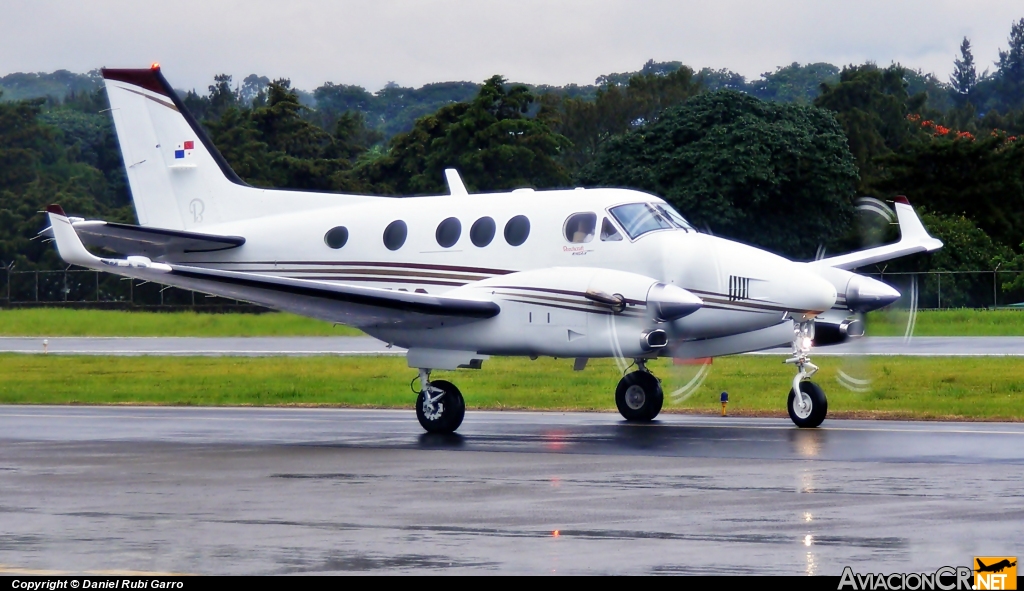 HP-2500 - Beechcraft C90 King Air - Privado