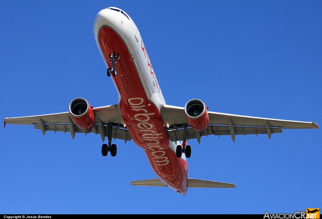 D-ABCF - Airbus A321-211 - Air Berlin