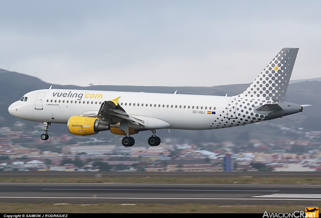 EC-HQJ - Airbus A320-214 - Vueling