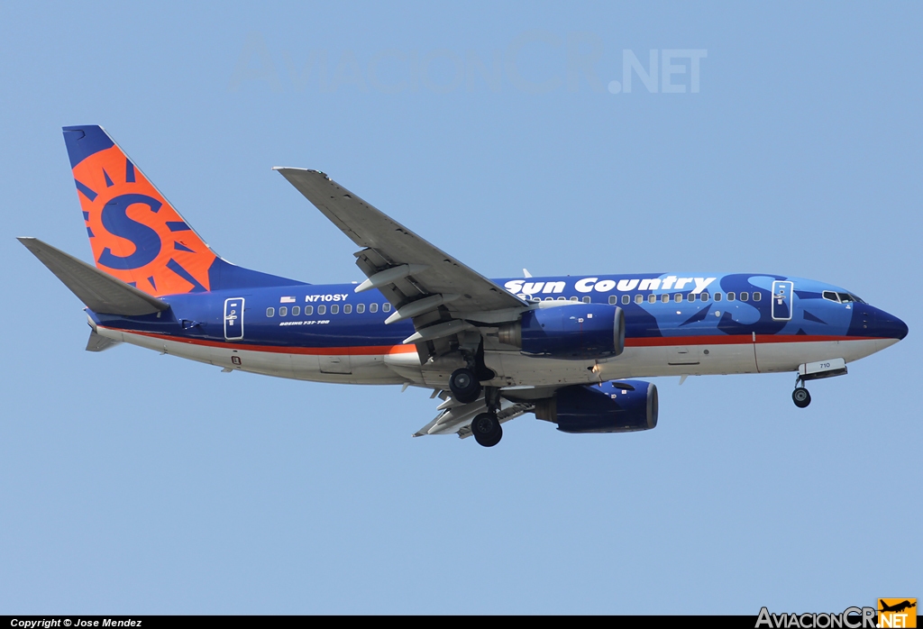 N710SY - Boeing 737-7Q8 - Sun Country