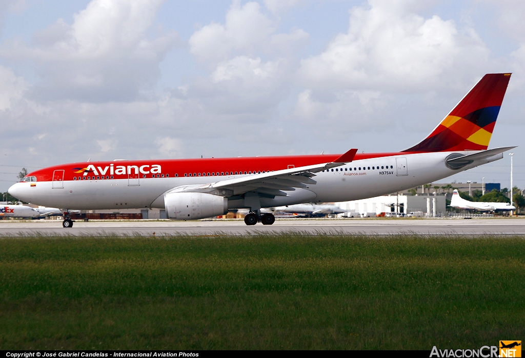 N975AV - Airbus A330-243 - Avianca