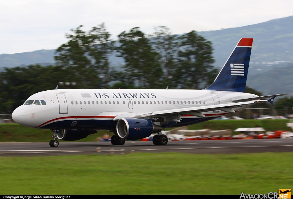N711UW - Airbus A319-112 - US Airways