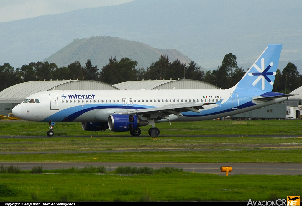 XA-ROA - Airbus A320-214 - Interjet