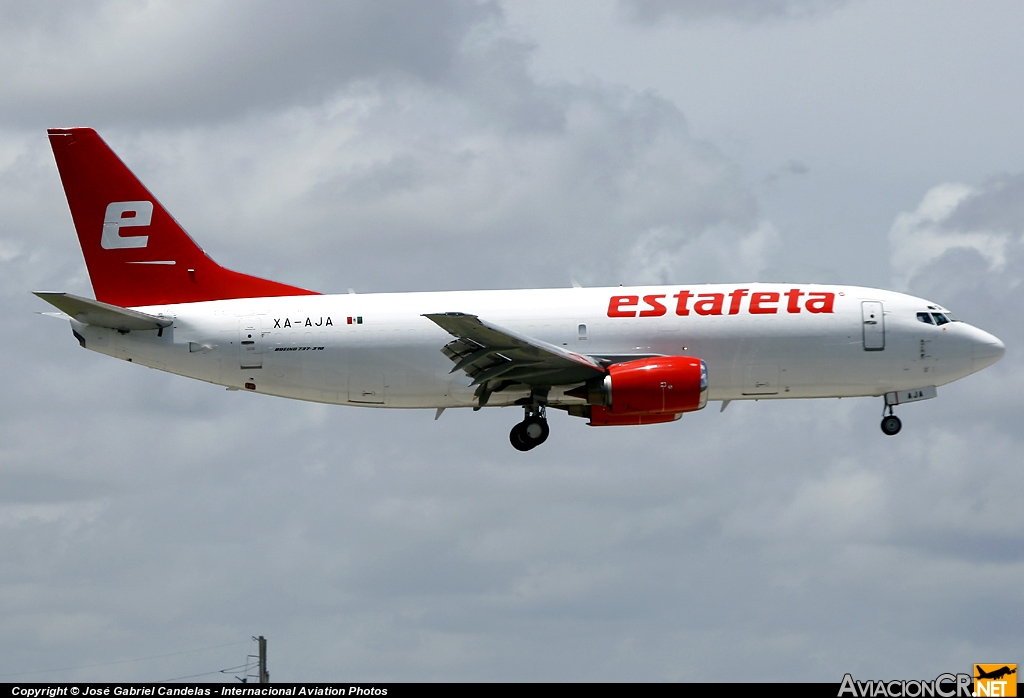 XA-AJA - Boeing 737-3Y0(F) - Estafeta Carga Aérea
