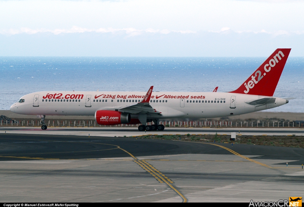 G-LSAK - Boeing 757-23N - Jet2.com