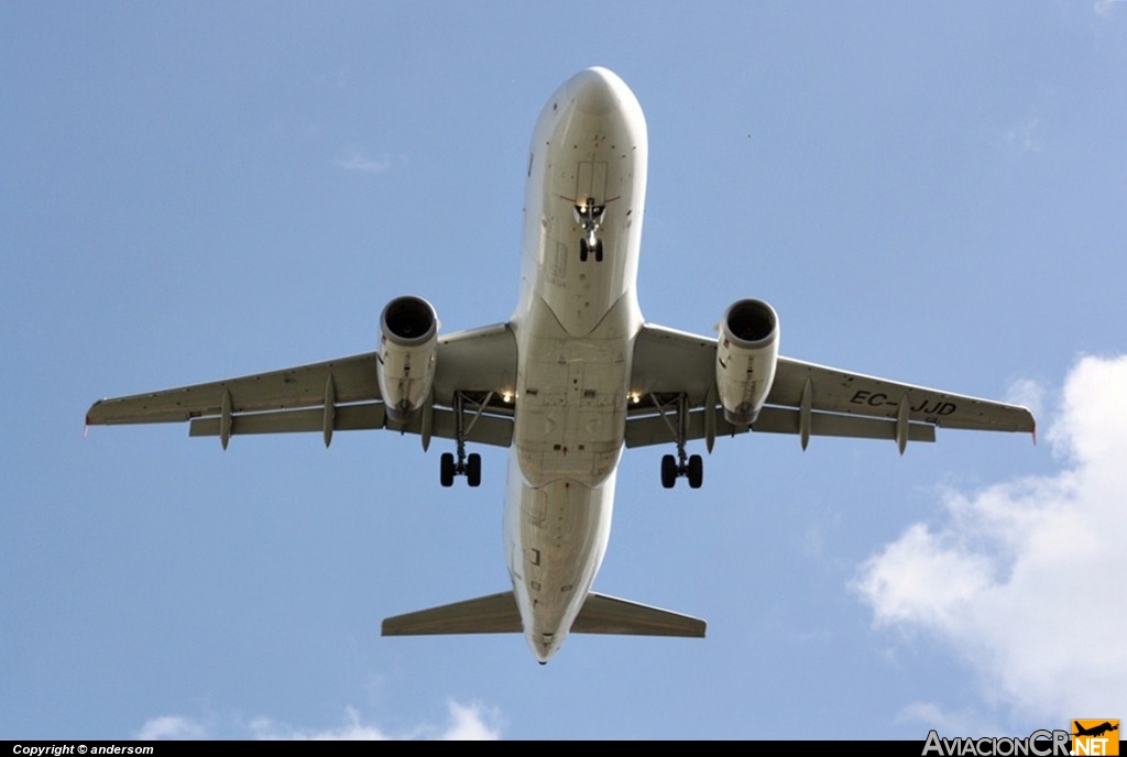 EC-JJD - Airbus A320-232 - Spanair