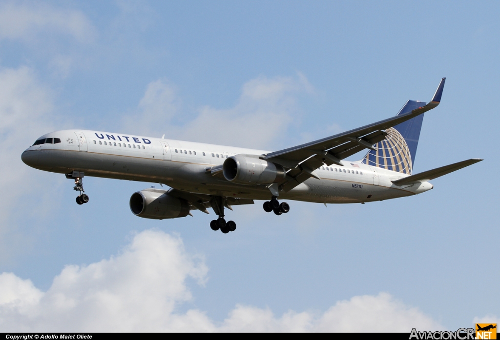 N57111 - Boeing 757-224 - Continental Airlines