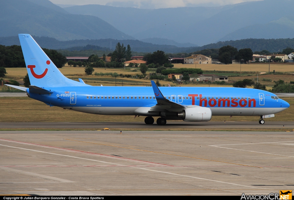 G-FDZU - Boeing 737-8K5 - Thomson Airways