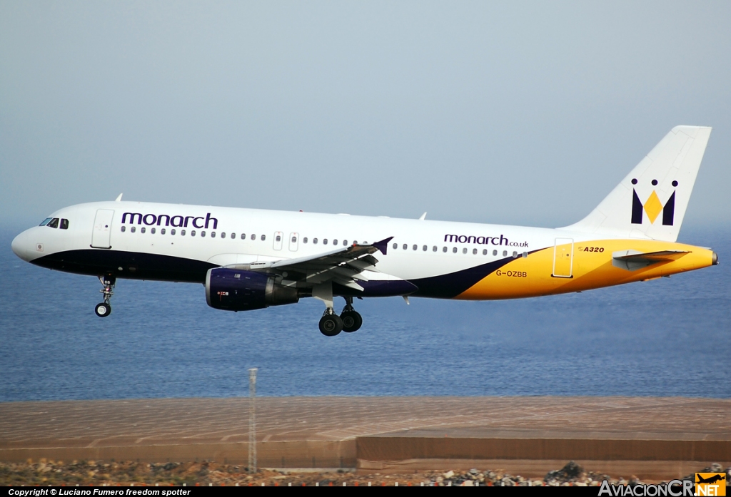 G-OZBB - Airbus A320-212 - Monarch Airlines