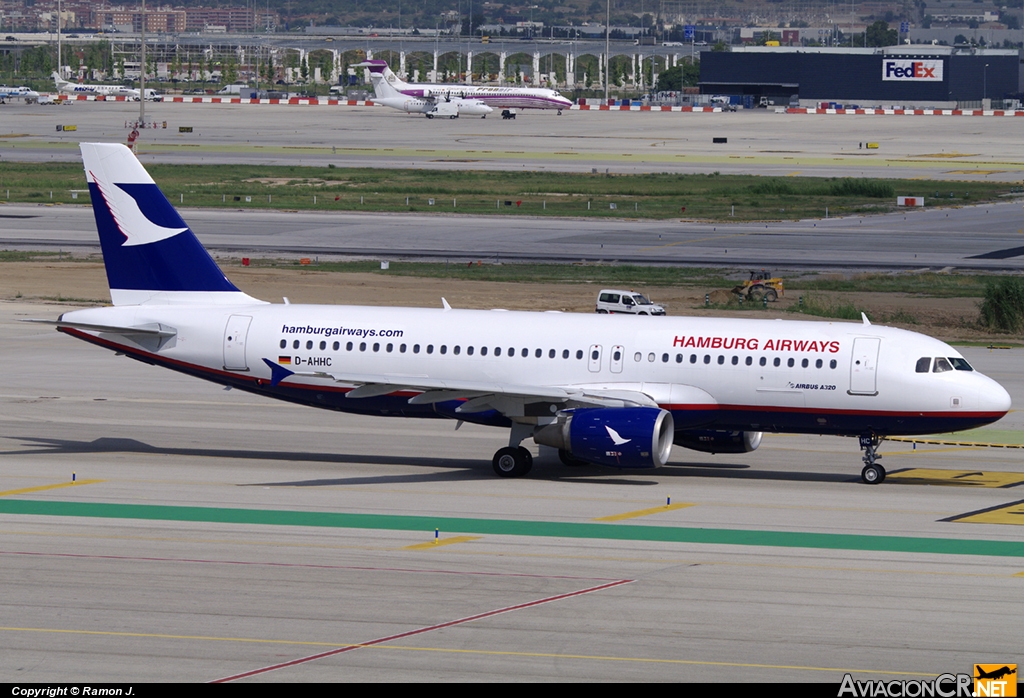 D-AHHC - Airbus A320-214 - Hamburg Airways