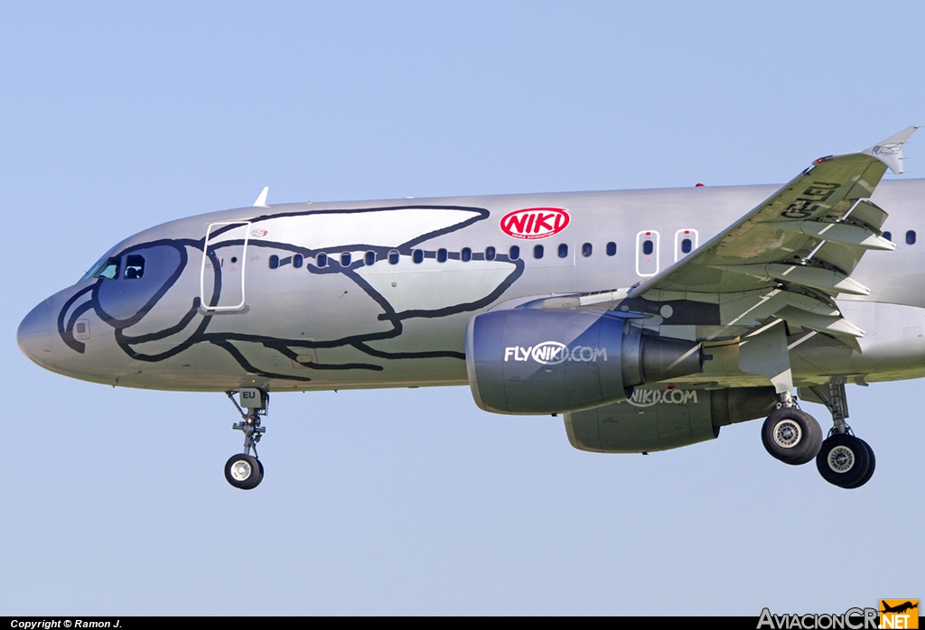 OE-LEU - Airbus A320-214 - NIKI