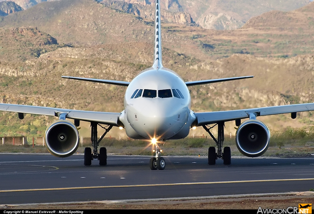 EC-LLM - Airbus A320-214 - Vueling