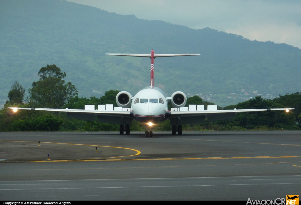 HP-1732PST - Fokker 70 - Air Panama