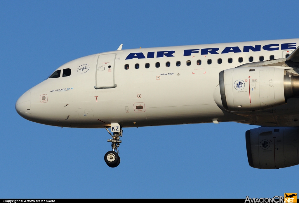 F-GFKZ - Airbus A320-211 - Air France