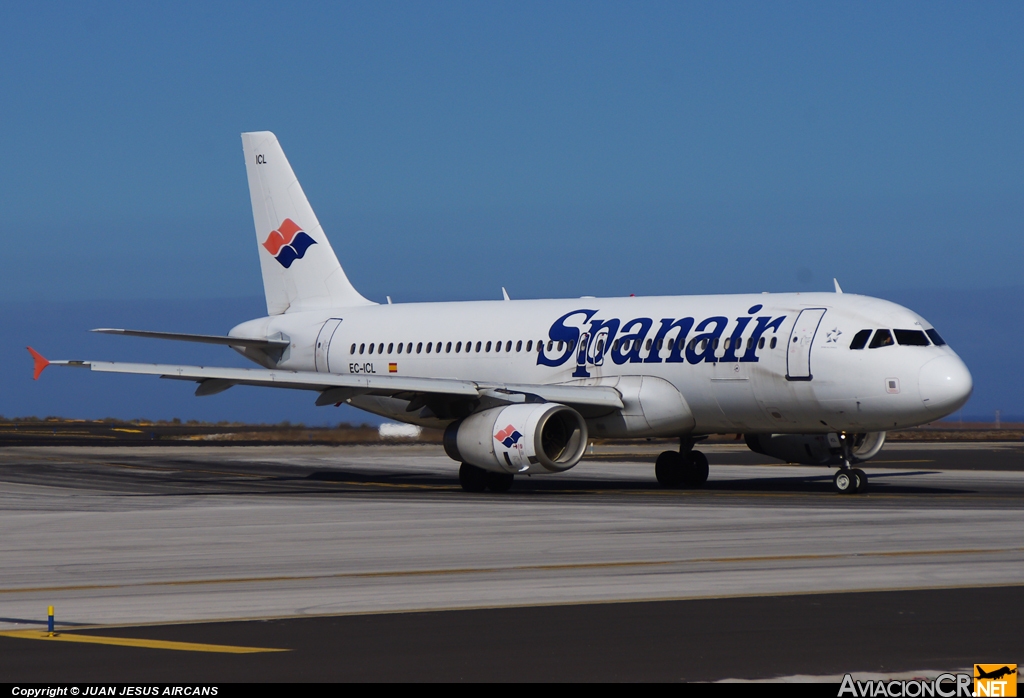 EC-ICL - Airbus A320-232 - Spanair