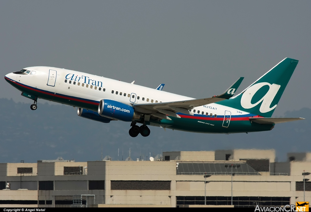 N313AT - Boeing 737-7BD - Air Tran