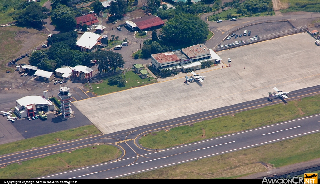 MRPV - Aeropuerto - Vista Aerea
