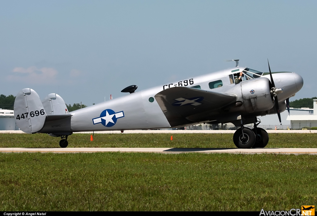 N7381C - Beech C18S - Privado