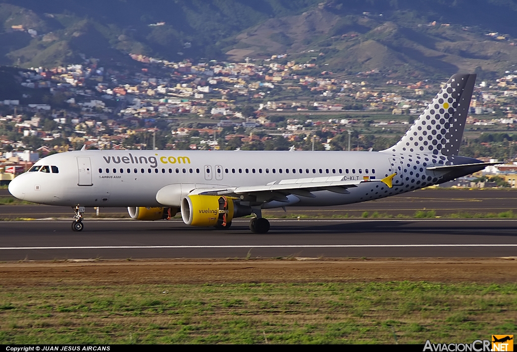 EC-KLT - Airbus A320-216 - Vueling