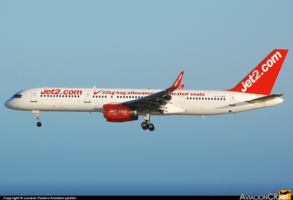G-LSAK - Boeing 757-23N - Jet2.com