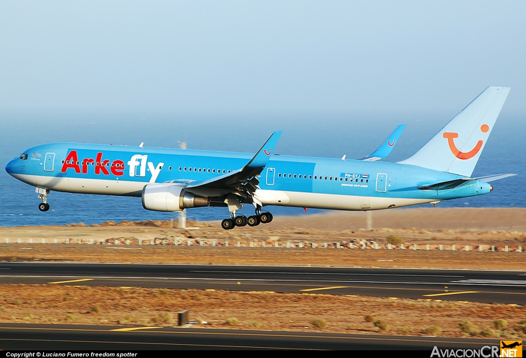 PH-OYJ - Boeing 767-304/ER - ArkeFly