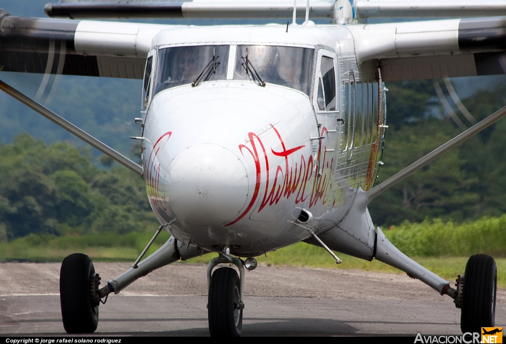 TI-AZC - De Havilland Canada DHC-6-300 Twin Otter - Nature Air