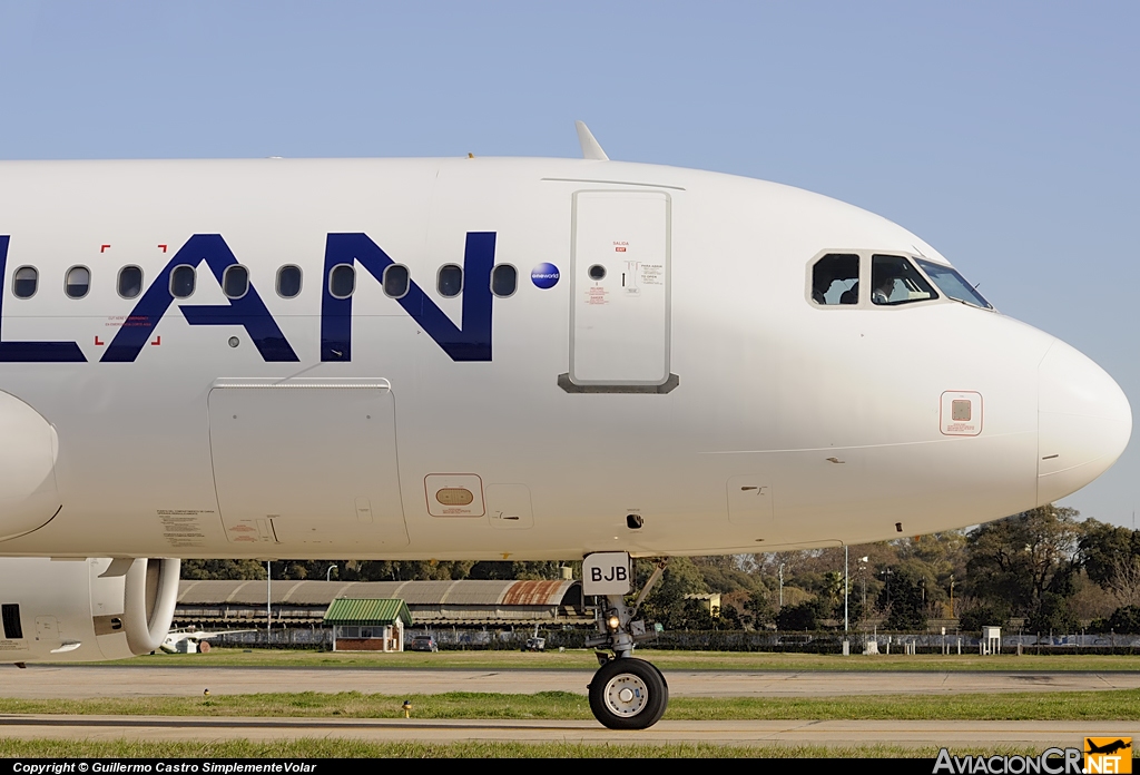 CC-BJB - Airbus A320-232 - LAN Airlines