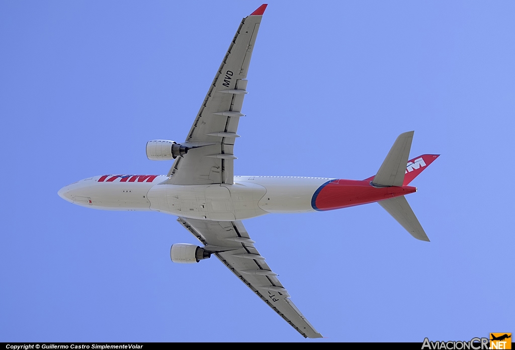 PT-MVD - Airbus A330-223 - TAM