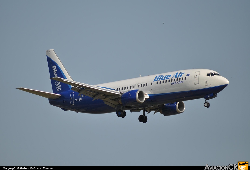 YR-BAK - Boeing 737-430 - Blue Air