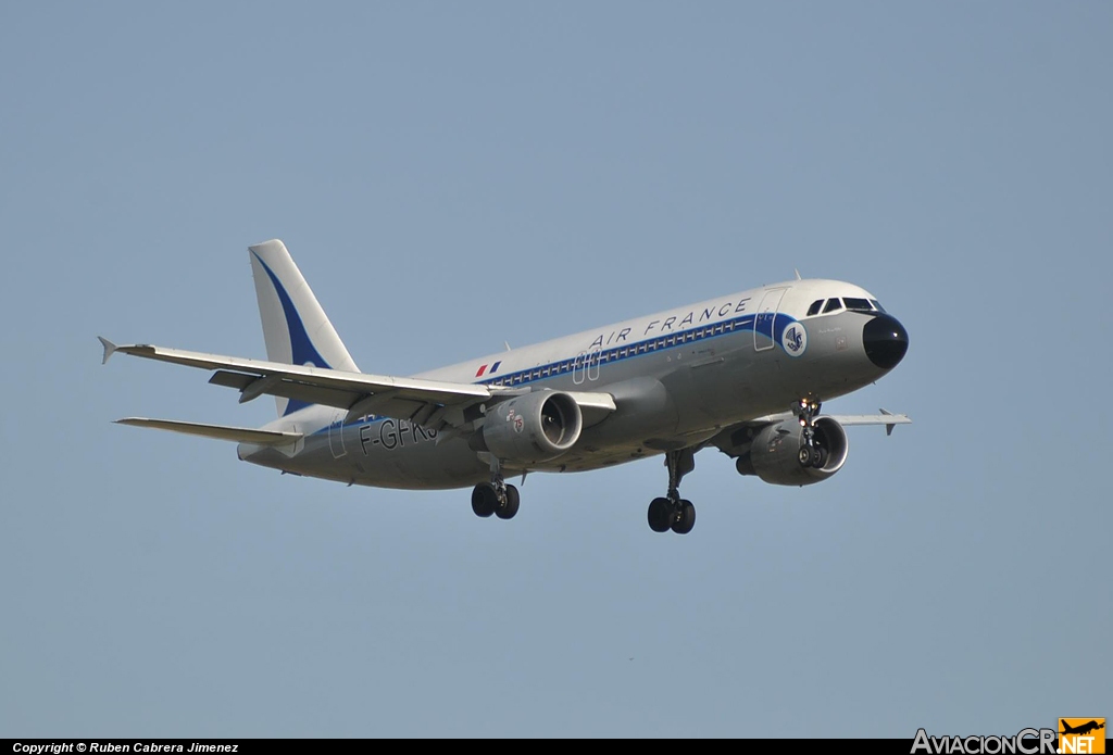 F-GFKJ - Airbus A320-211 - Air France