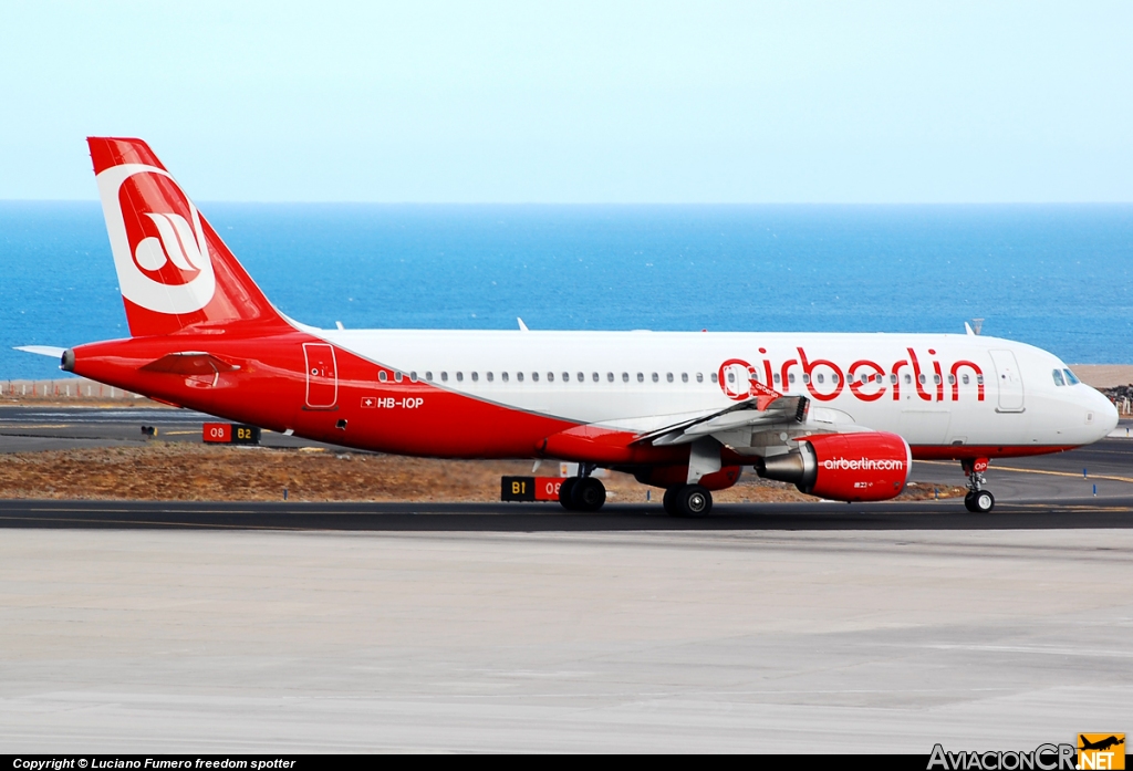 HB-IOP - Airbus A320-214 - Air Berlin