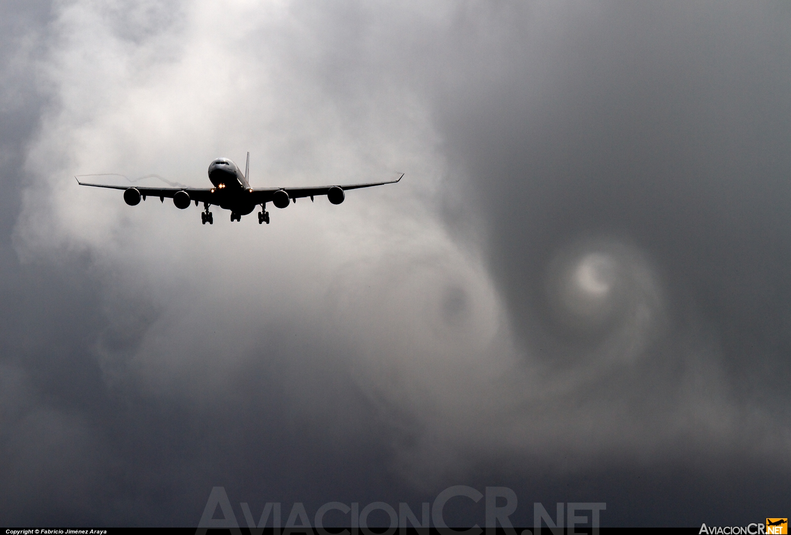 EC-IQR - Airbus A340-642 - Iberia